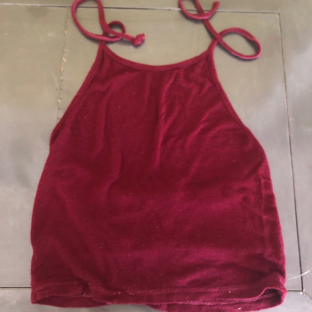 BRANDY MELVILLE HALTER TOP